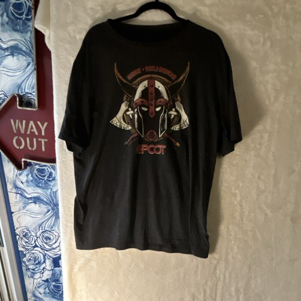 Disney EPCOT Viking Helmet T Shirt Mens XXL Black Graphic Norway Pavilion Tee
